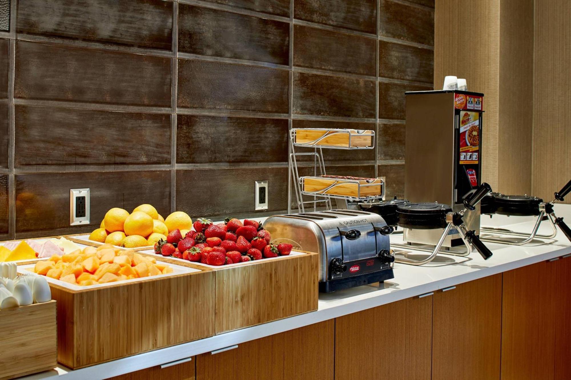 Springhill Suites Charlotte At Carowinds מראה חיצוני תמונה